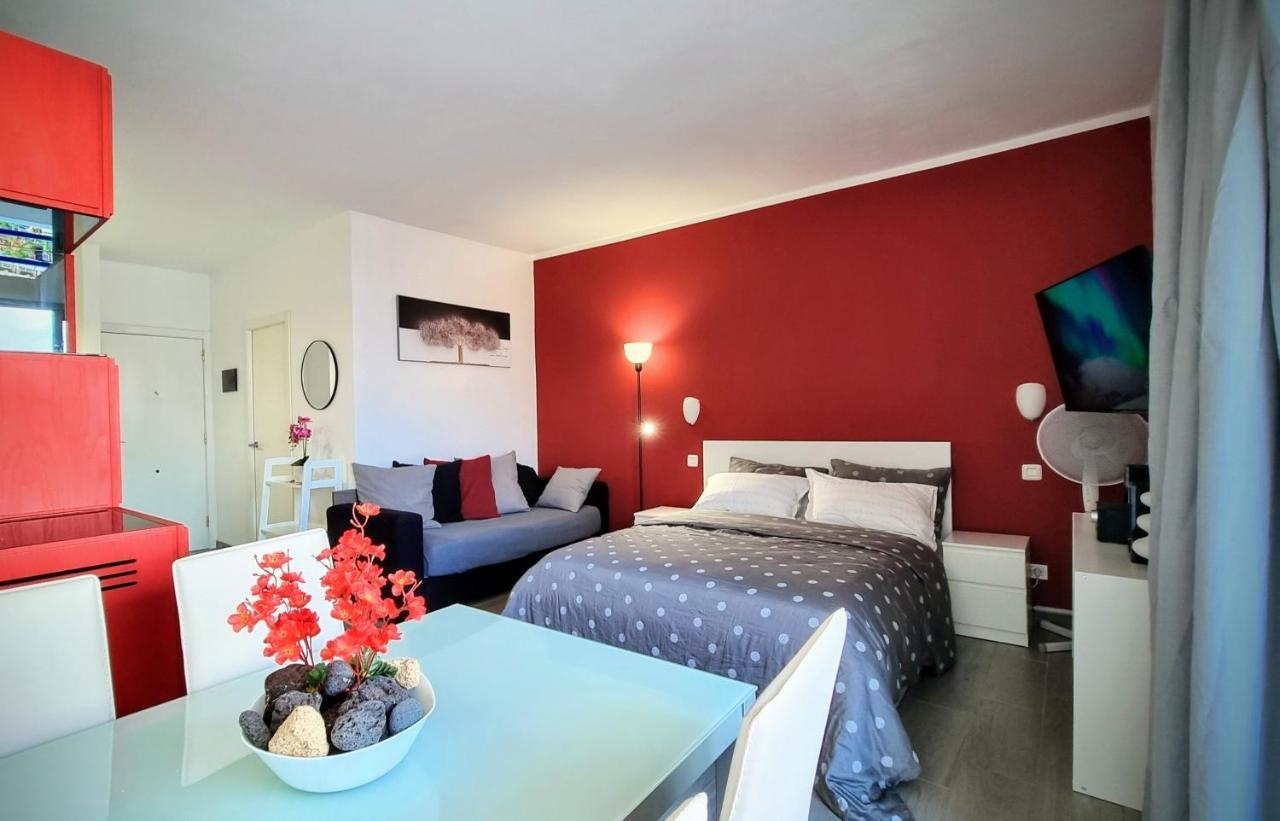 Stunning Studio With A Sea View And Pool, Paraiso Del Sur 1309 アデヘ エクステリア 写真